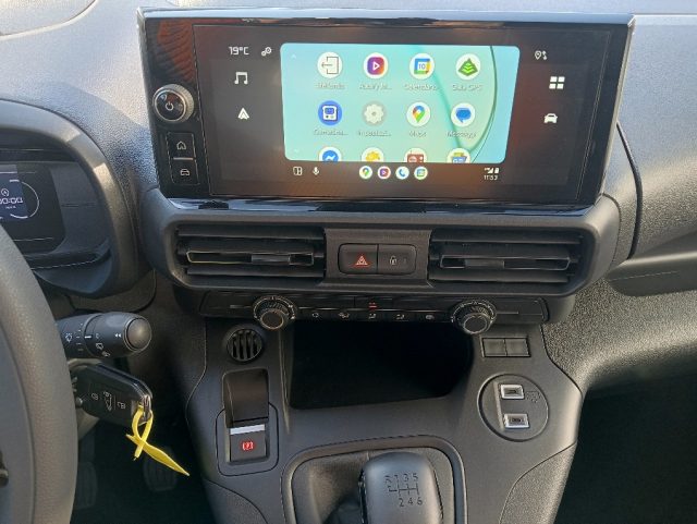 PEUGEOT Partner usata, con Touch screen
