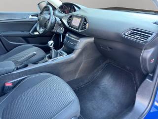 PEUGEOT 308 usata, con Cruise Control