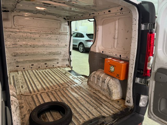 RENAULT Trafic usata, con Lettore CD