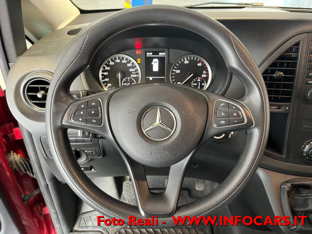 MERCEDES-BENZ Vito usata, con Park Distance Control
