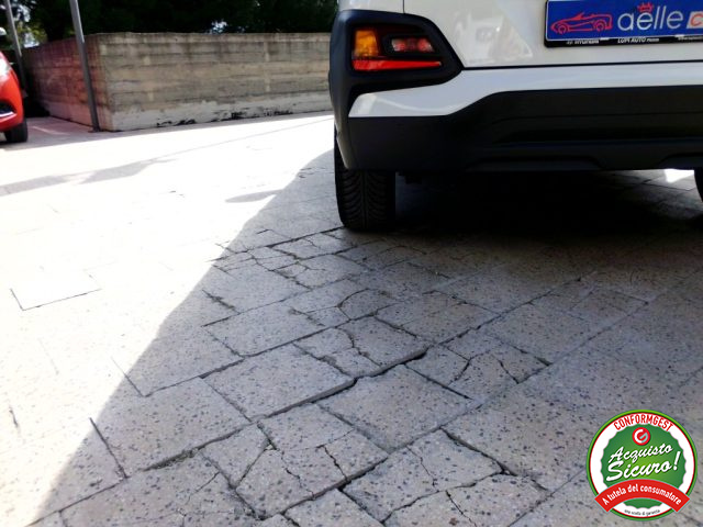 HYUNDAI Kona usata, con Isofix