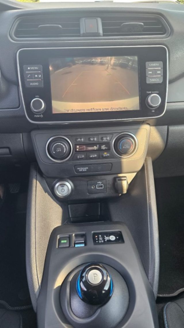 NISSAN Leaf usata, con Regolazione elettrica sedili