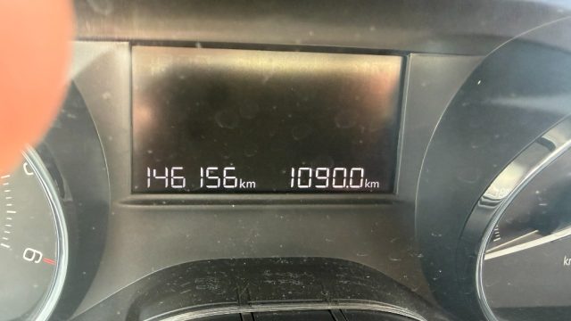 PEUGEOT 2008 usata, con Cruise Control