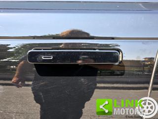 LAND ROVER Range Rover Velar usata, con Portellone posteriore elettrico