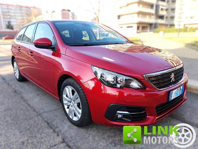 PEUGEOT 308 usata, con Airbag