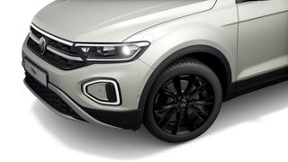 VOLKSWAGEN T-Roc usata, con Autoradio
