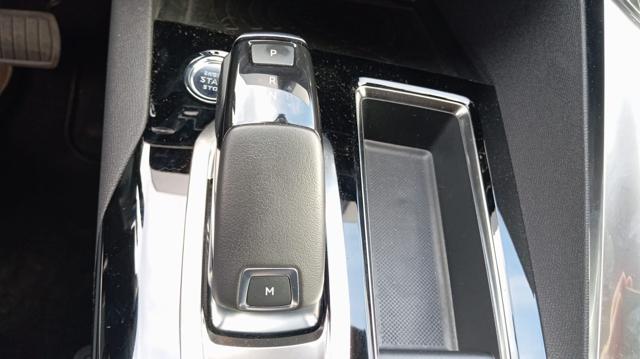 PEUGEOT 5008 usata, con Cruise Control