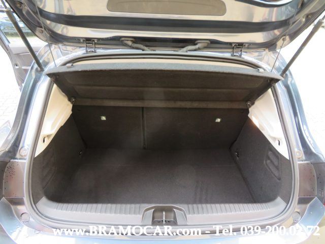 RENAULT Clio usata, con Controllo elettronico della corsia