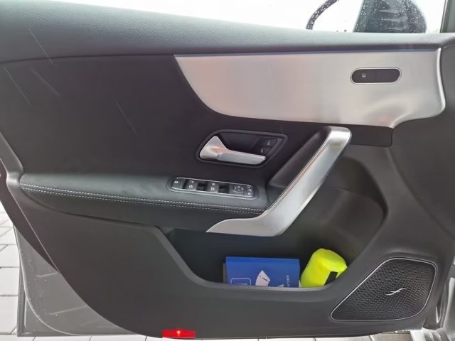 MERCEDES-BENZ A 180 usata, con ESP