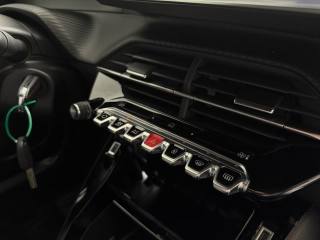 PEUGEOT 2008 usata, con USB