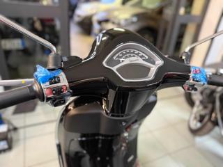 PIAGGIO Vespa 150 Primavera usata 8