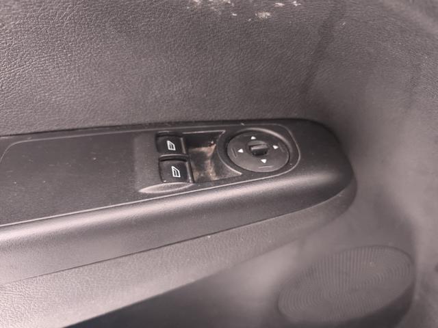 FORD Transit Courier usata, con Specchietti laterali elettrici