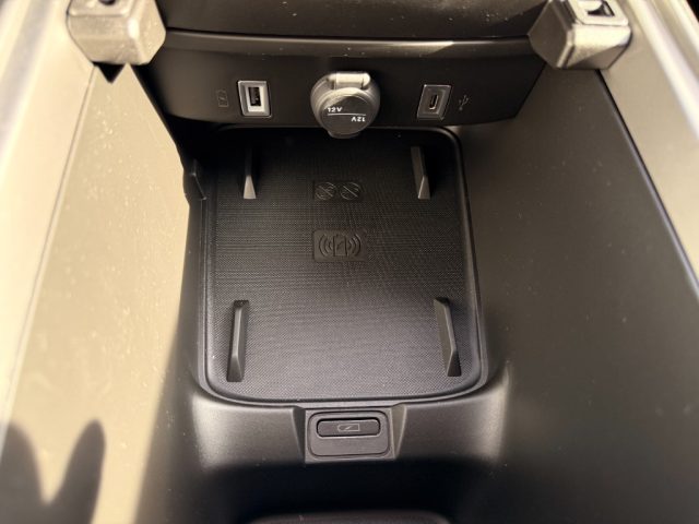 JEEP Avenger usata, con Autoradio