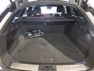 LAND ROVER Range Rover Velar usata, con Interni in pelle