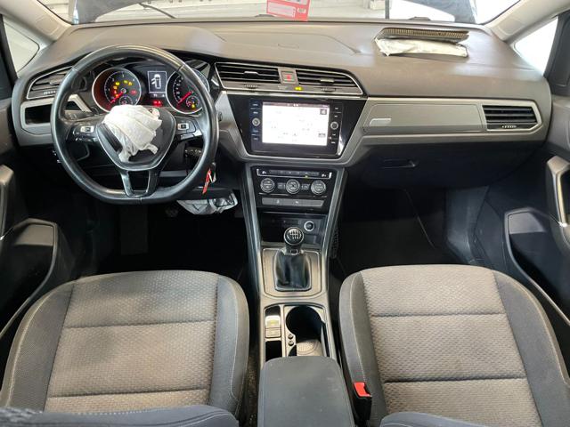 VOLKSWAGEN Touran usata, con Servosterzo
