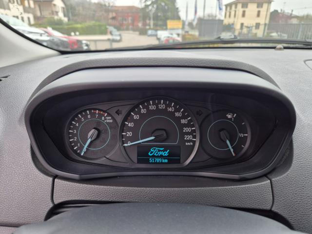 FORD Ka+ usata, con Park Distance Control