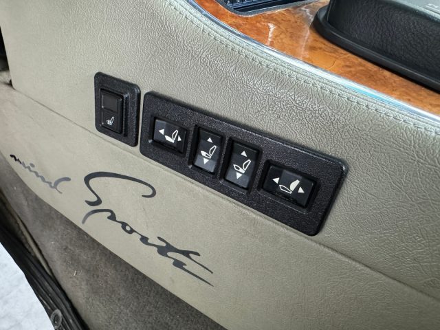 JAGUAR Sovereign usata 30