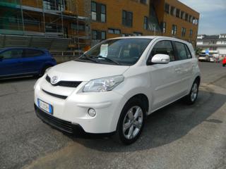 TOYOTA Urban Cruiser 1.4 D-4D AWD Lounge X - GARANTITA