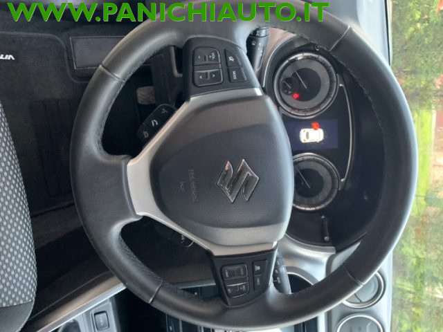 SUZUKI Vitara usata, con USB