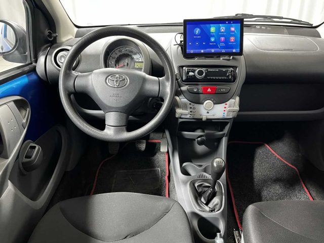 TOYOTA Aygo usata 10