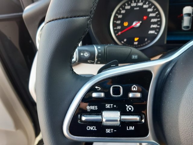MERCEDES-BENZ GLC 300 usata, con Volante in pelle