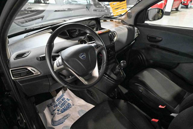 LANCIA Ypsilon usata, con Fendinebbia