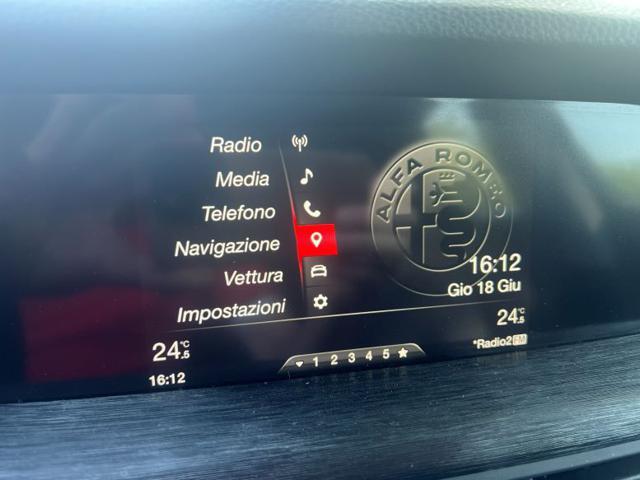 ALFA ROMEO Stelvio usata, con Gancio traino