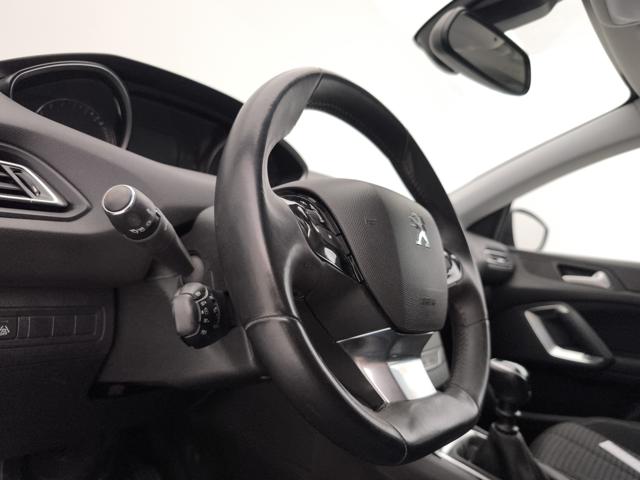 PEUGEOT 308 usata 52
