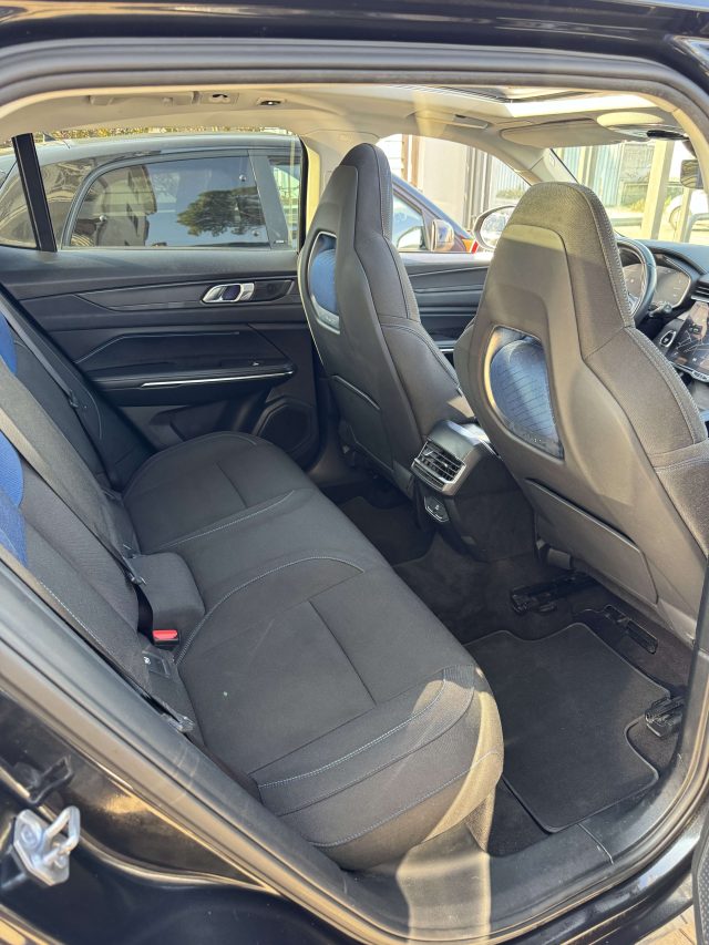 LYNK & CO 01 usata, con Controllo elettronico della corsia