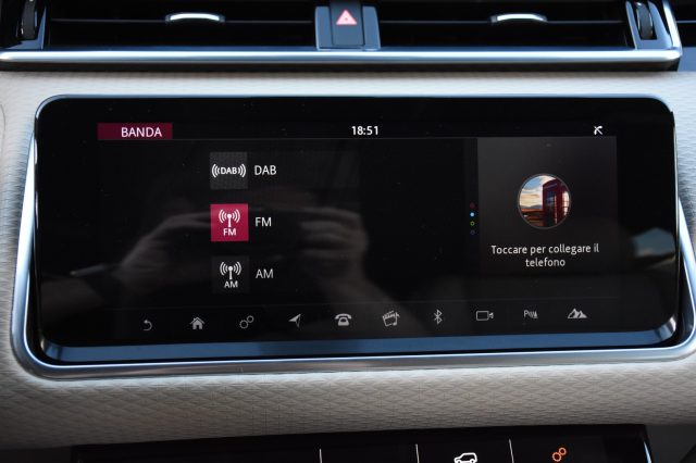 LAND ROVER Range Rover Velar usata, con Volante multifunzione