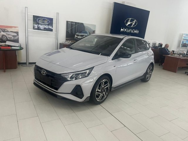 HYUNDAI i20 usata, con Airbag