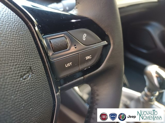 PEUGEOT 2008 usata, con Controllo elettronico della corsia