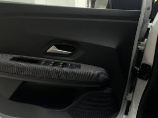 DACIA Sandero usata, con Specchietti laterali elettrici
