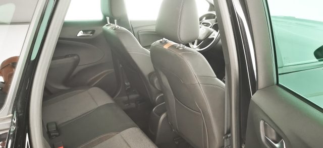 OPEL Crossland usata, con Apple CarPlay