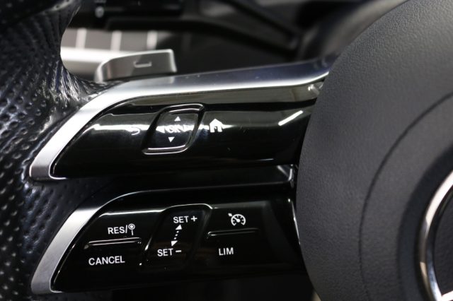 MERCEDES-BENZ C 220 usata 23