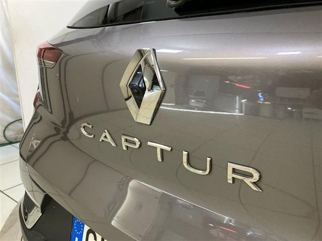 RENAULT Captur usata 24