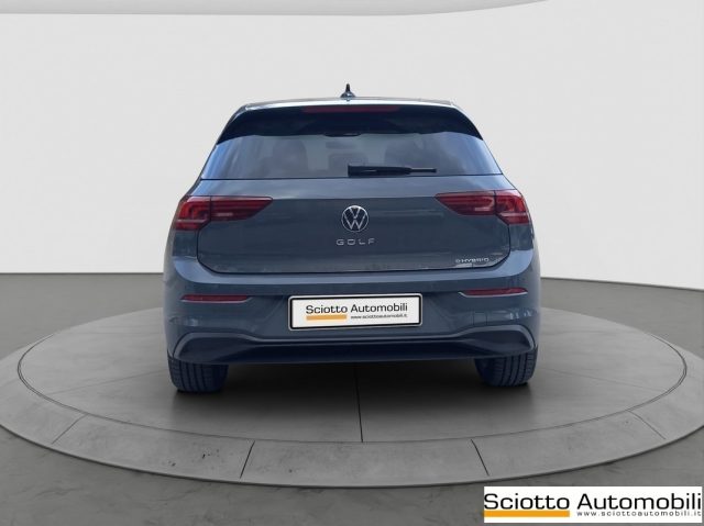 VOLKSWAGEN Golf usata, con Autoradio