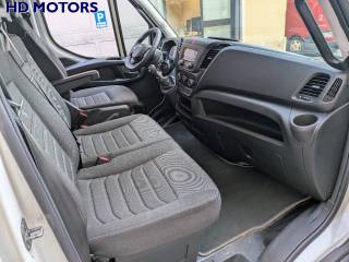 IVECO Daily usata, con USB