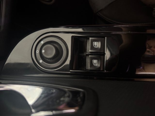 RENAULT Clio usata 18