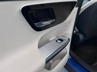 MERCEDES-BENZ GLC 300 usata, con USB