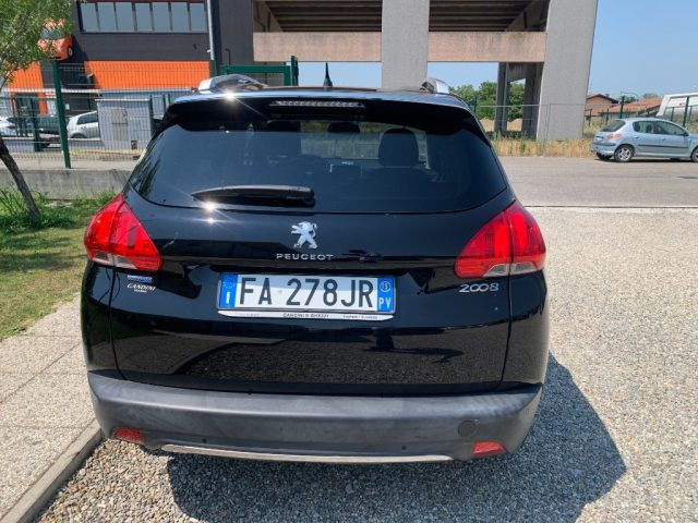 PEUGEOT 2008 usata, con Autoradio