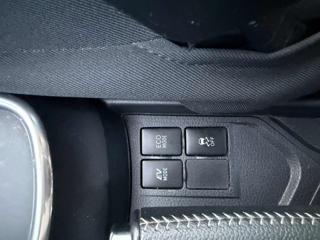 TOYOTA Yaris usata 19