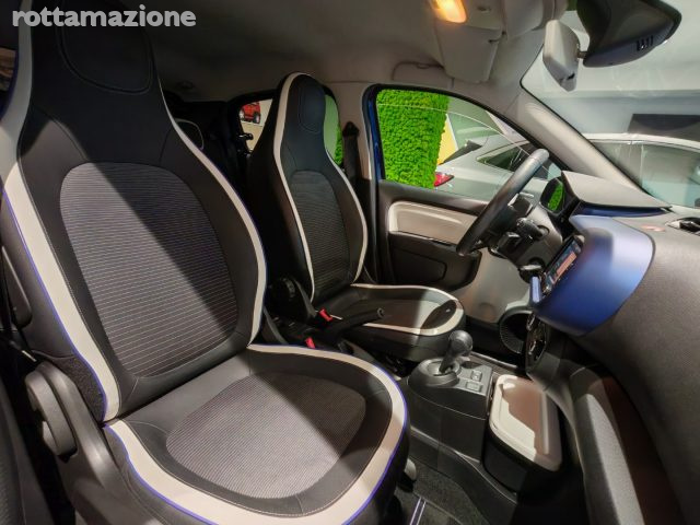 RENAULT Twingo usata, con Sistema di navigazione