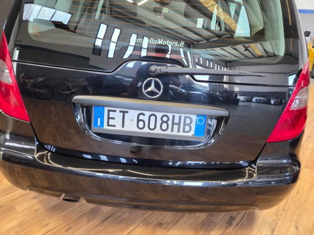 MERCEDES-BENZ A 160 usata, con Cerchi in lega