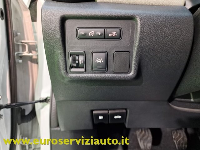 NISSAN Micra usata, con Sensori di parcheggio anteriori