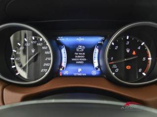MASERATI Levante usata 12
