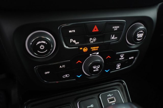 JEEP Compass usata 11