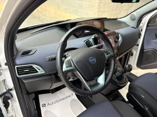 LANCIA Ypsilon usata, con ESP