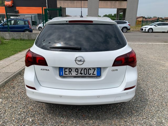 OPEL Astra usata, con Autoradio