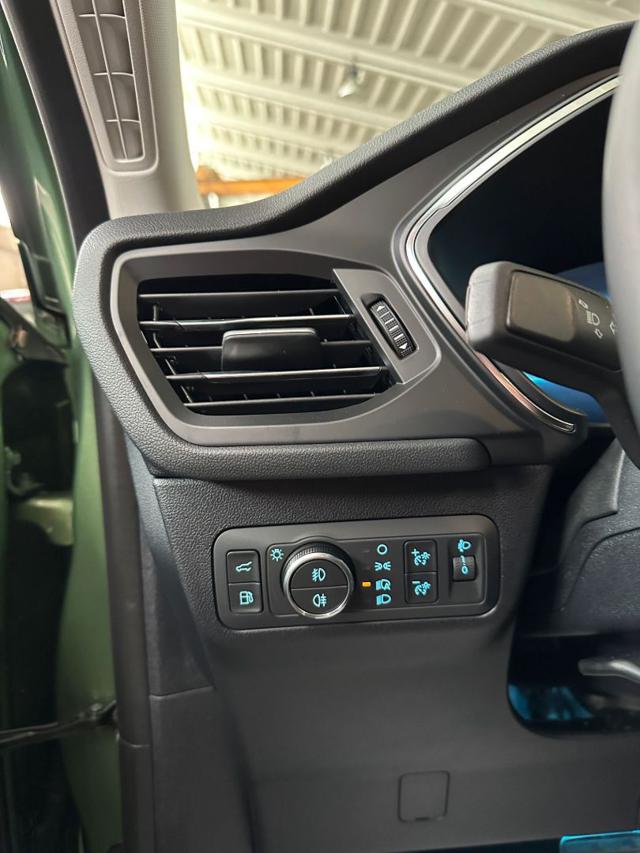 FORD Kuga usata, con USB